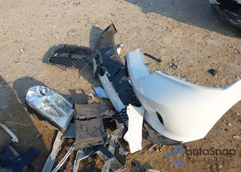 2015 Ram 1500 Express z USA, uszkodzony, nr VIN 1C6RR6KT6FS651211